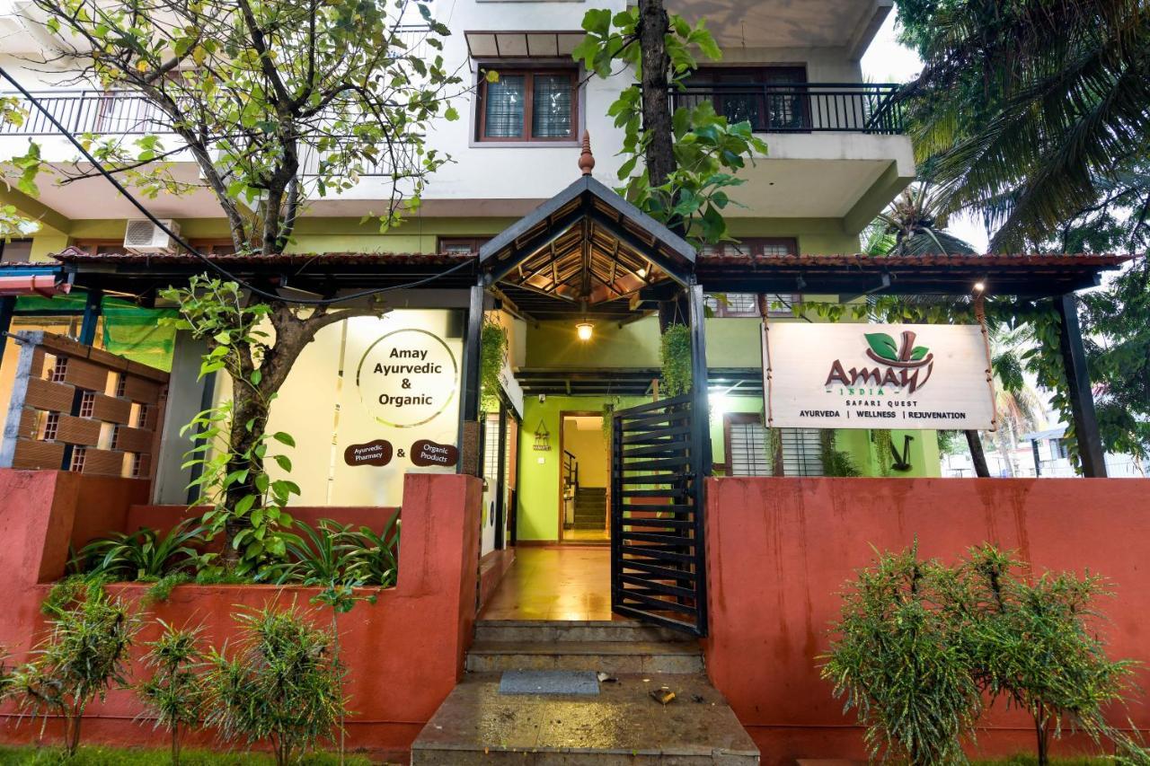 Hotel Safari Quest à Mysore Extérieur photo