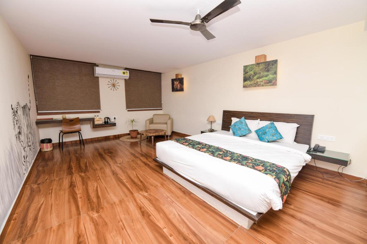 Hotel Safari Quest à Mysore Extérieur photo