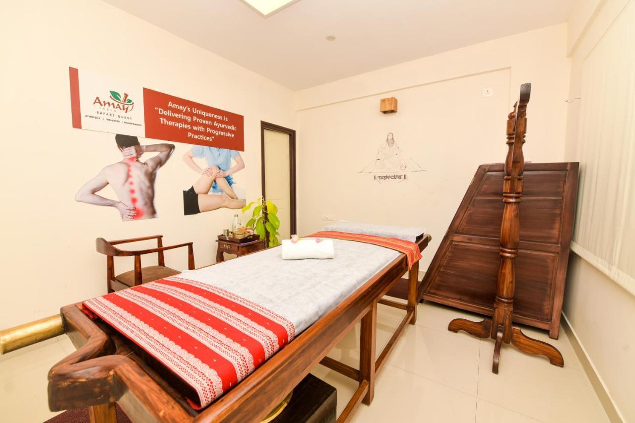 Hotel Safari Quest à Mysore Extérieur photo