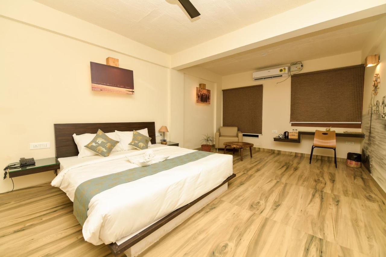 Hotel Safari Quest à Mysore Extérieur photo