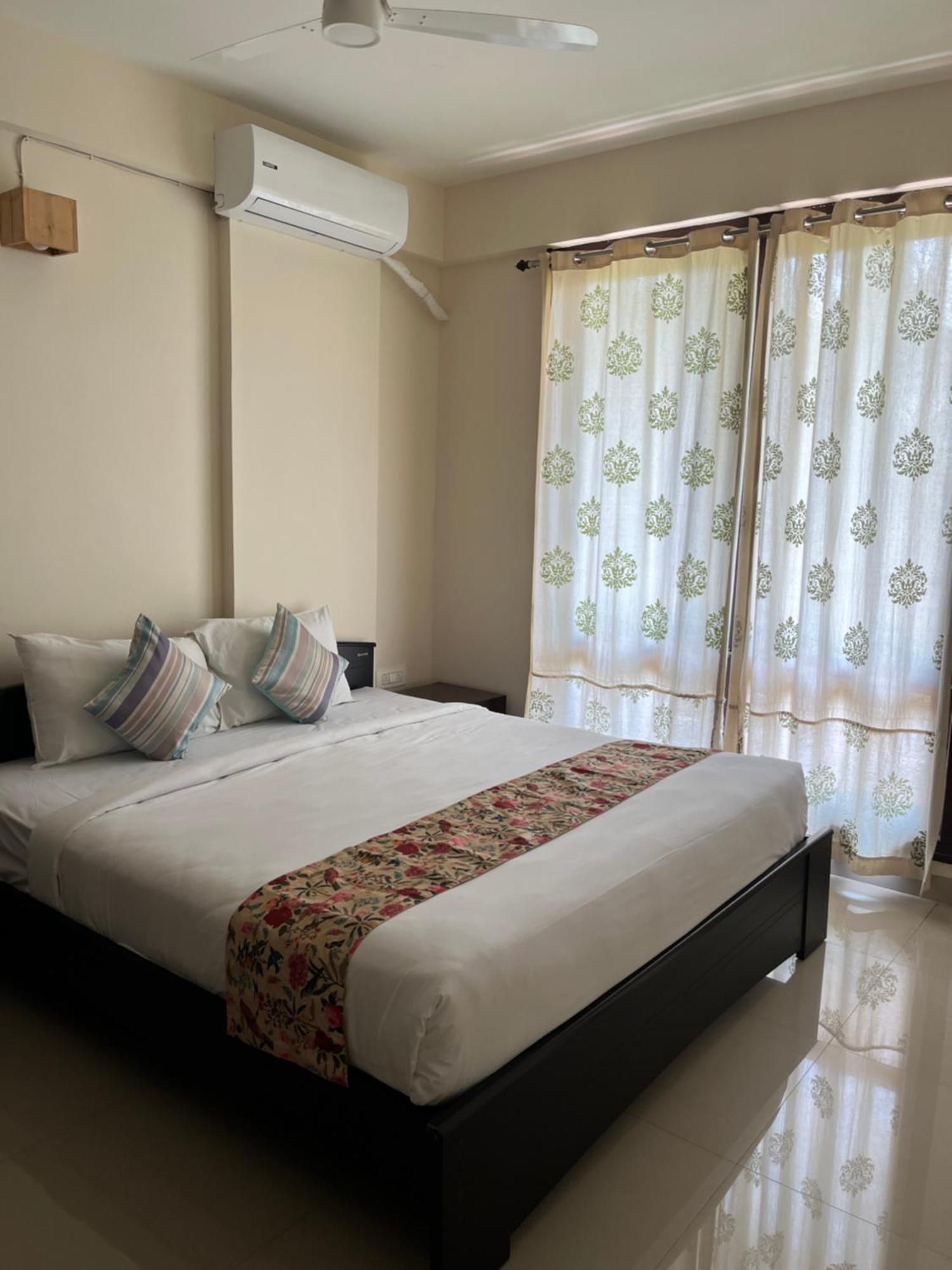 Hotel Safari Quest à Mysore Extérieur photo